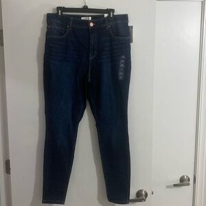 Maurices M Jeans Super Skinny size 14